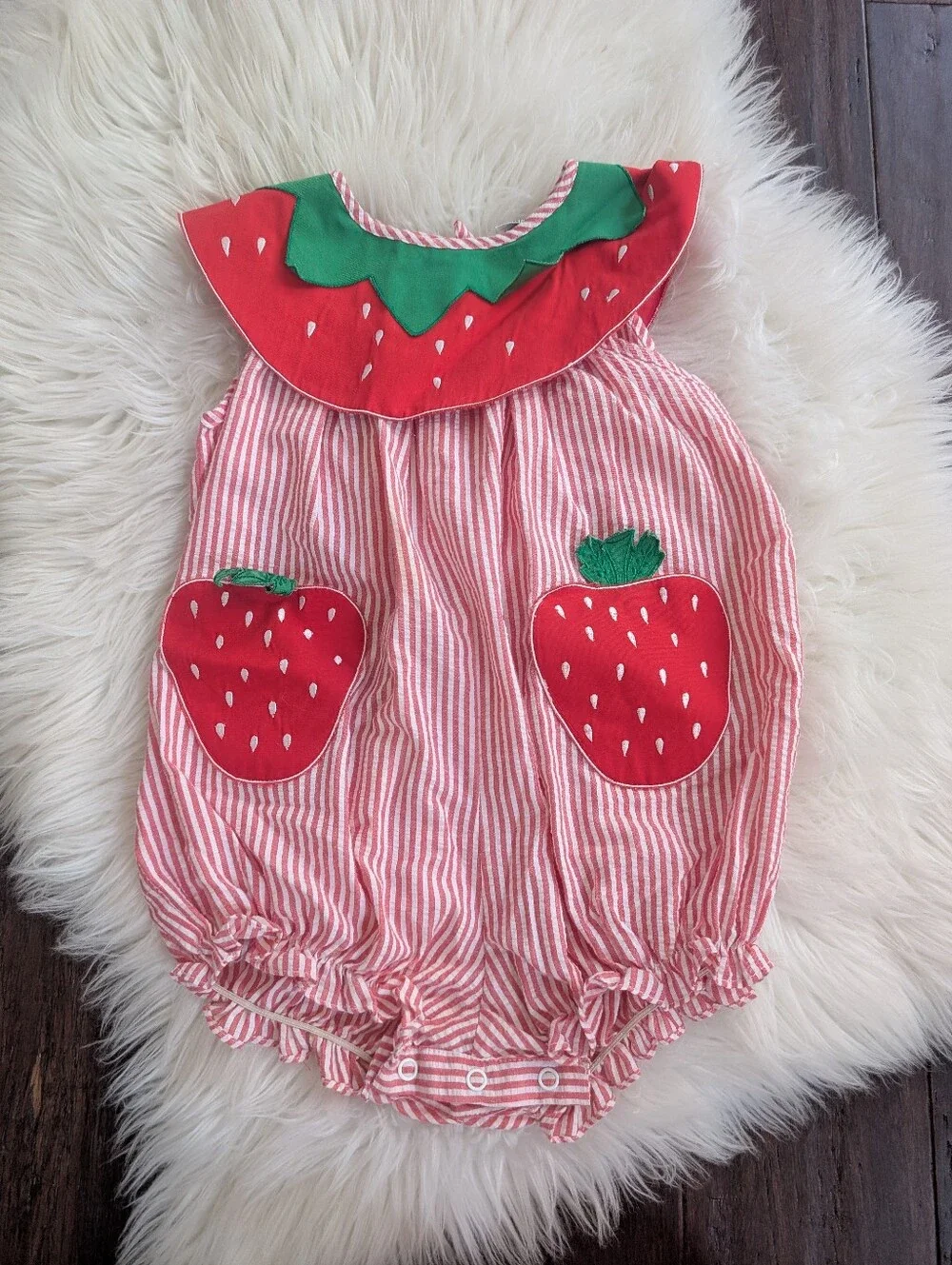 Vintage 90s 1990s Red Strawberry Appliqué Striped One-Piece Romper 4T